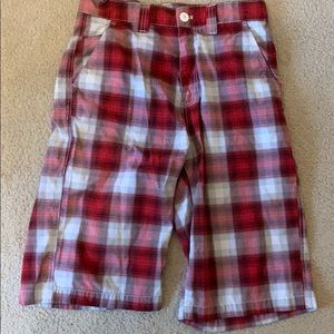 Men’s plaid shorts